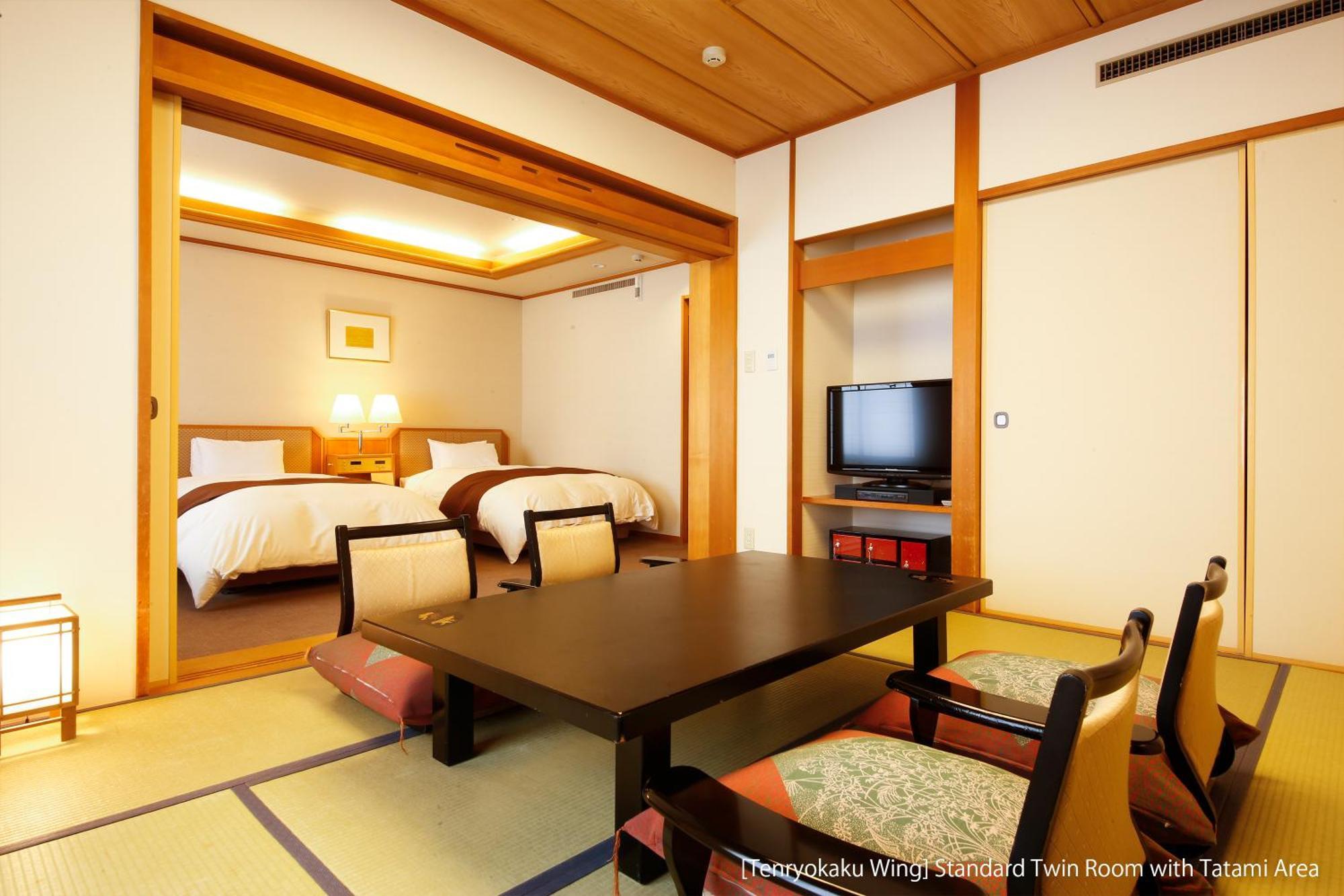 Hida Takayama Onsen Takayama Green Hotel - Keio Group Hotels - Takayama (Gifu) Exterior foto A Japanese style room with tatami