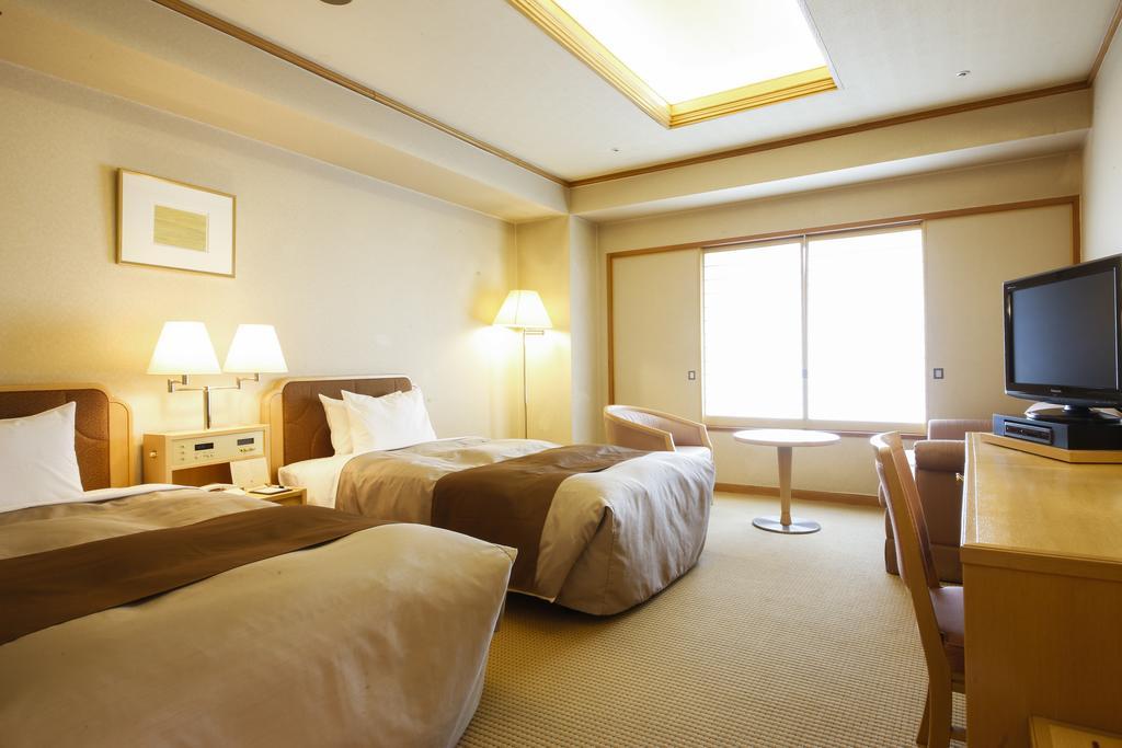 Hida Takayama Onsen Takayama Green Hotel - Keio Group Hotels - Takayama (Gifu) Exterior foto A room at the hotel