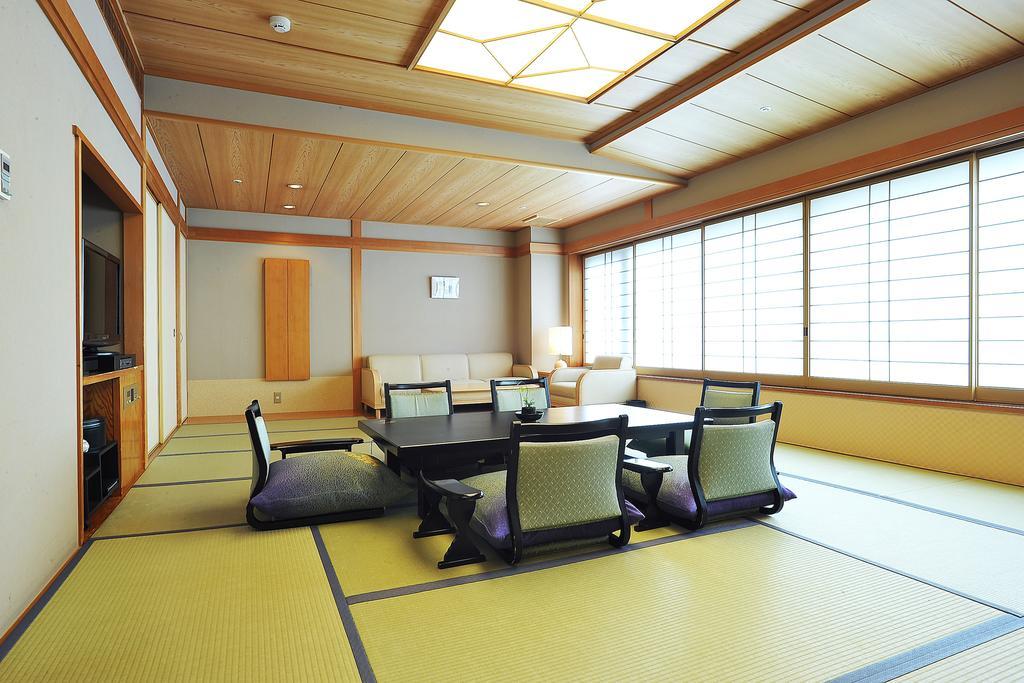 Hida Takayama Onsen Takayama Green Hotel - Keio Group Hotels - Takayama (Gifu) Exterior foto A traditional Japanese room